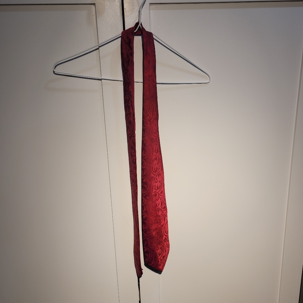 David Taylor polyester designer tie Red